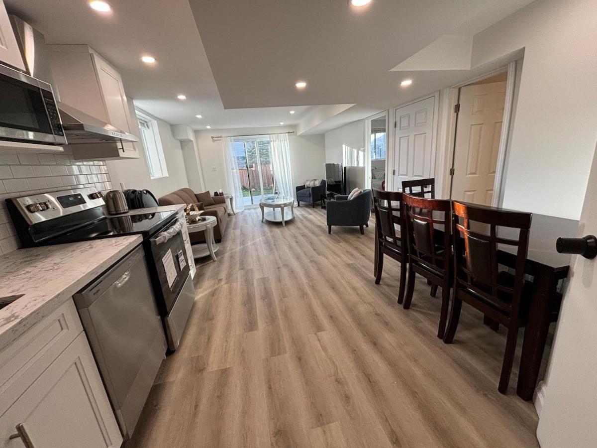 One-Bedroom Unit At Vista Hill Waterloo Ngoại thất bức ảnh