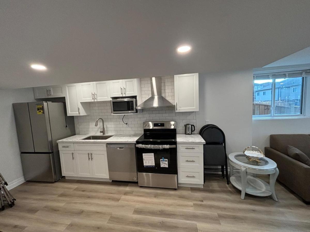 One-Bedroom Unit At Vista Hill Waterloo Ngoại thất bức ảnh